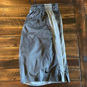 Nike dri fit 9 inch shorts size small